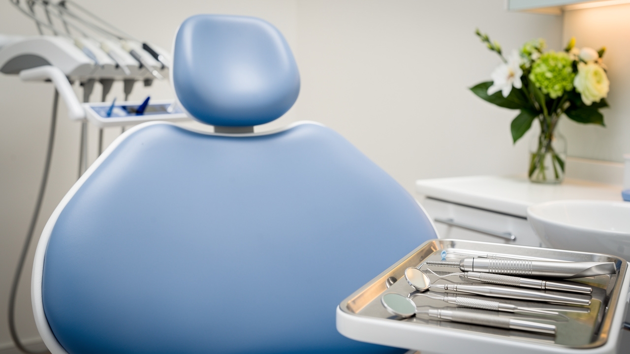 mastering-front-teeth-root-canal-crown-steps-and-care-explained